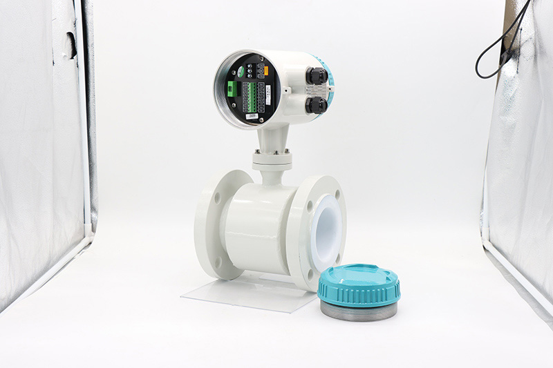 Low-cost industrial chemical wastewater magnetic water meter