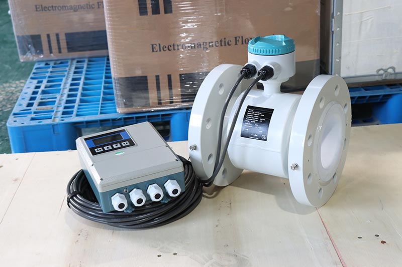 NSF FDA Certificated PTFE Liner QTLD flow meter with CNAS ISO 17025 Calibration