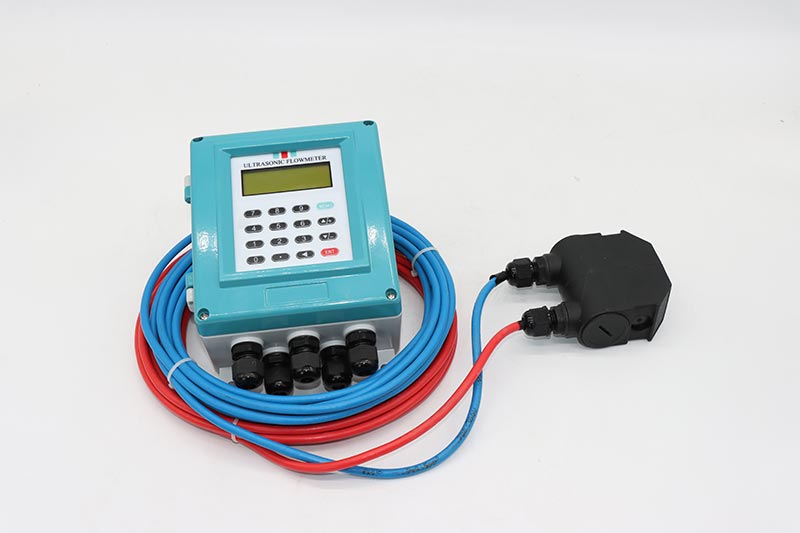 Q&T 4- 20ma output wall-mounted type ultrasonic flowmeter