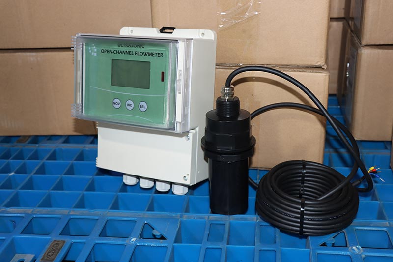 Q&T Open channel ultrasonic flow meter for liquid