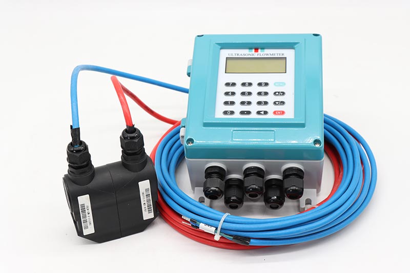 Q&T wall-mounted ultrasonic flowmeter for measuring liquid with good quality