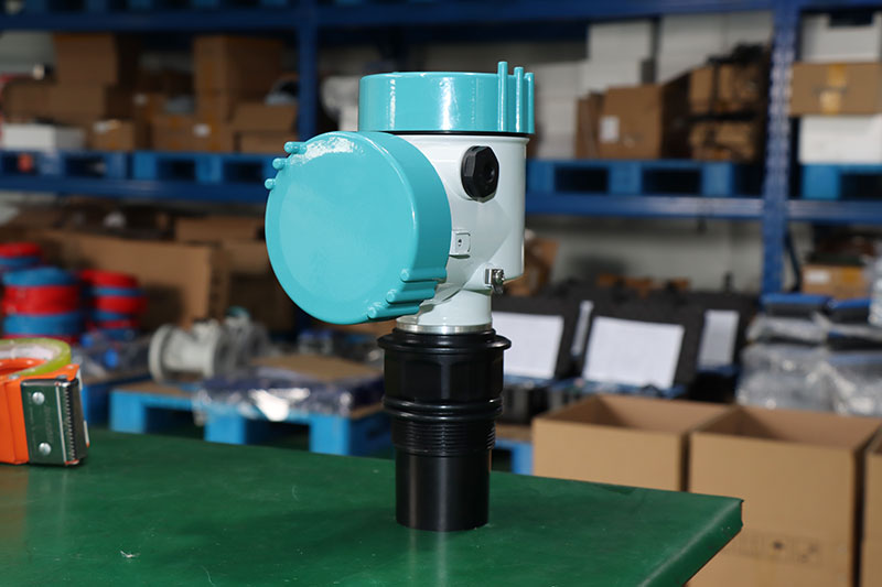 high accuracy ultrasonic deep water liquid level sensor