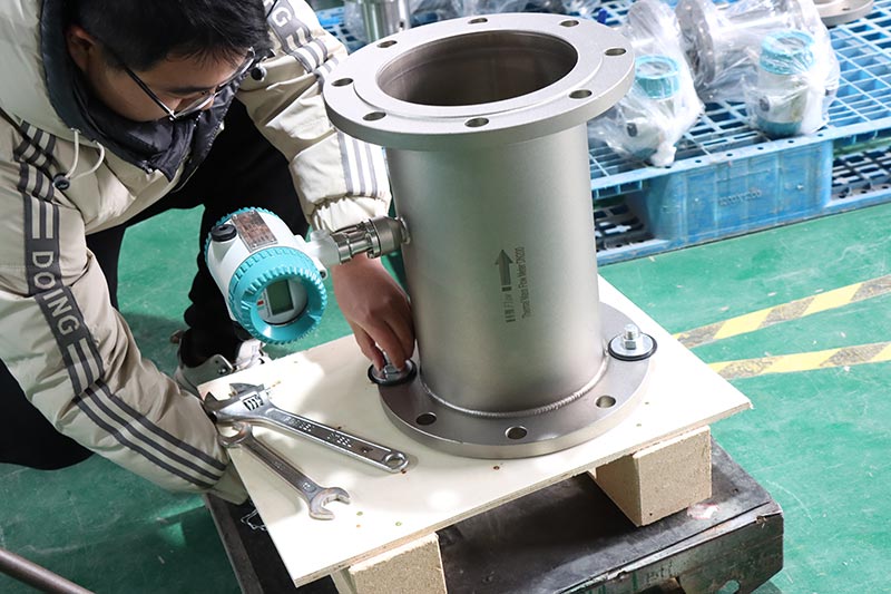 Compressed air flowmeter insert thermal gas flow meter