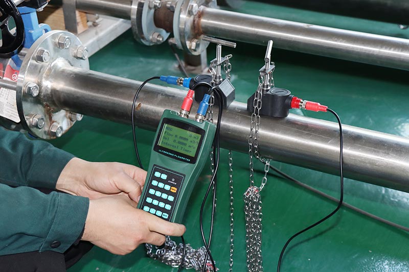 Drinking water flowmeter ultrasonic clamp on type flowmeterQ&T