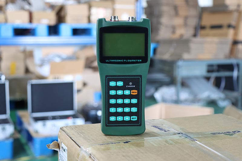 Factory Supplier LCD Displayer Digital Ultrasonic Flow meter Price