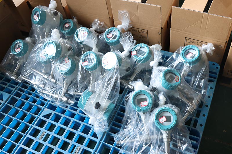 High Quality Local Display 4-20mA Output Thread Connection Turbine Flowmeter