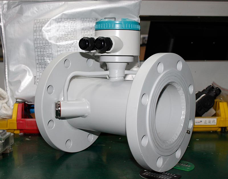 Multi-channel flowmeter 0.5% accuracy ultrasonic flow meters