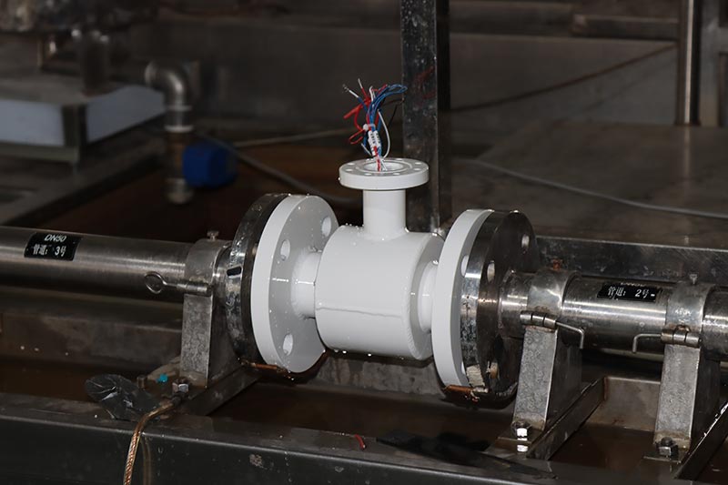 QTLD mag flow meter for waste water treatment