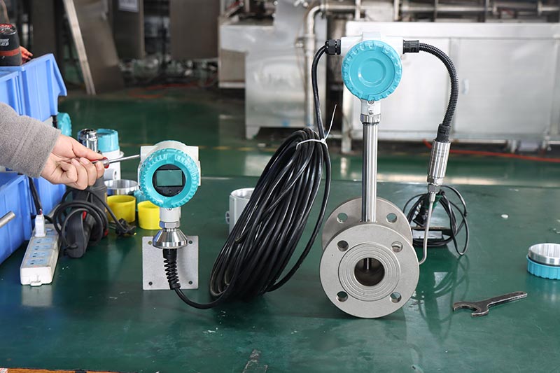 RS485 modbus vortex flow meter special for steam mass measurement with 350 degree high temperature