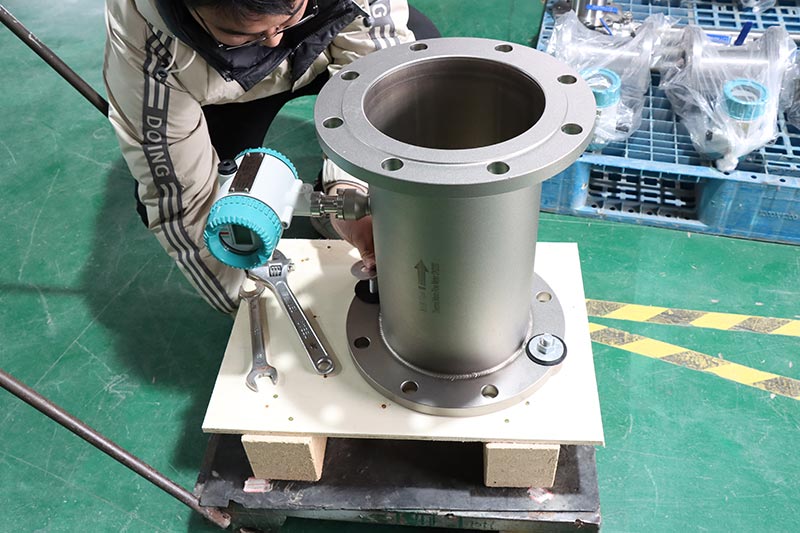 Stainless steel flange type gas thermal mass flow meters