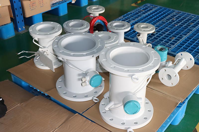 Daul power supply ultrasonic flow meter for water