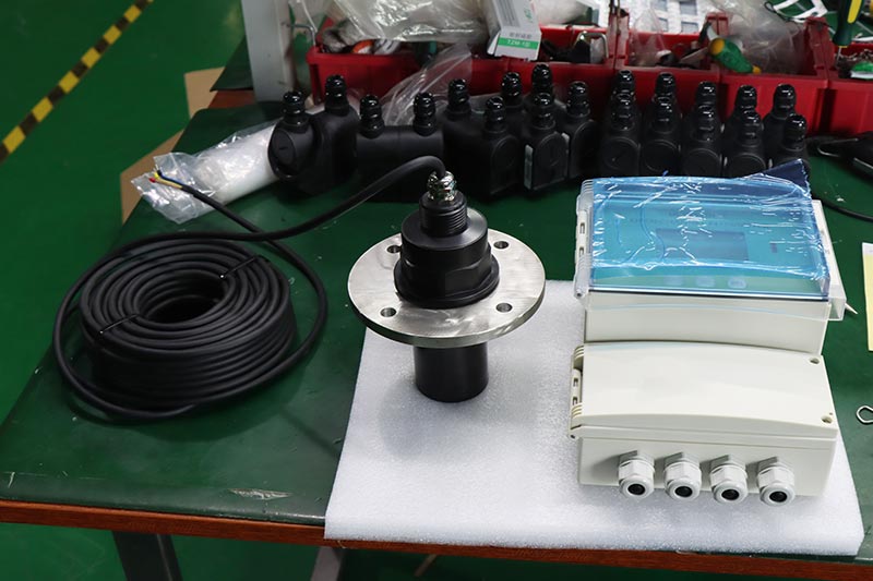 Factory PLCM Ultrasonic open channel flow meter for sewage sludge