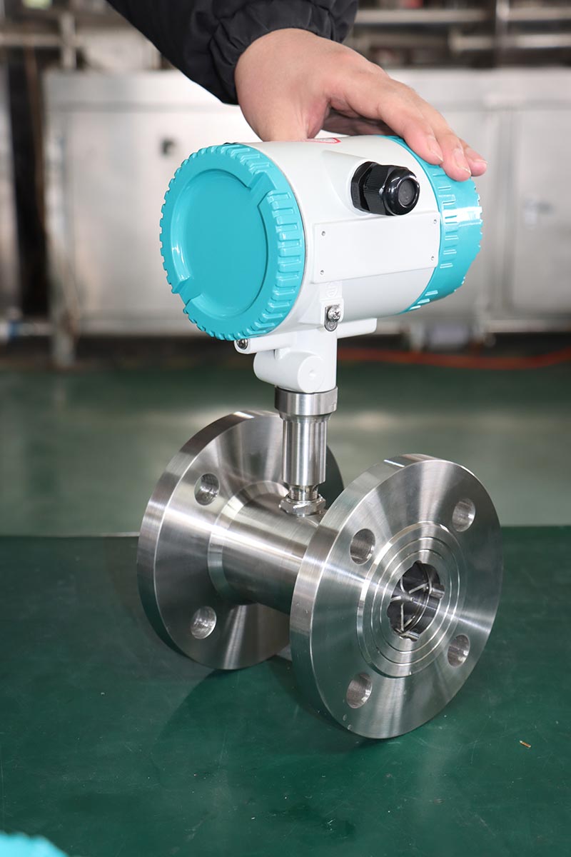 High Accuracy Double Power System 304 Ss Body Turbine Flowmeter
