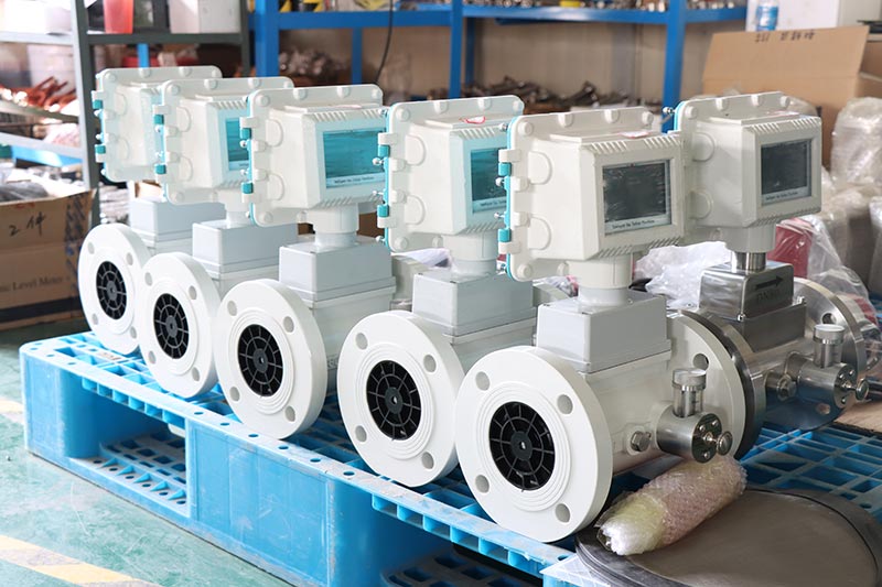 High accuracy Custody transfer exproof gas turbine flow meterQ&T