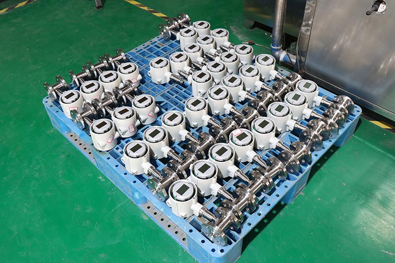 Water Flow Meter Turbine Flowmeter for Liquid Methanol Diesel Gasoline Petrol Beer Milk Measurement Pulse Signal SS304