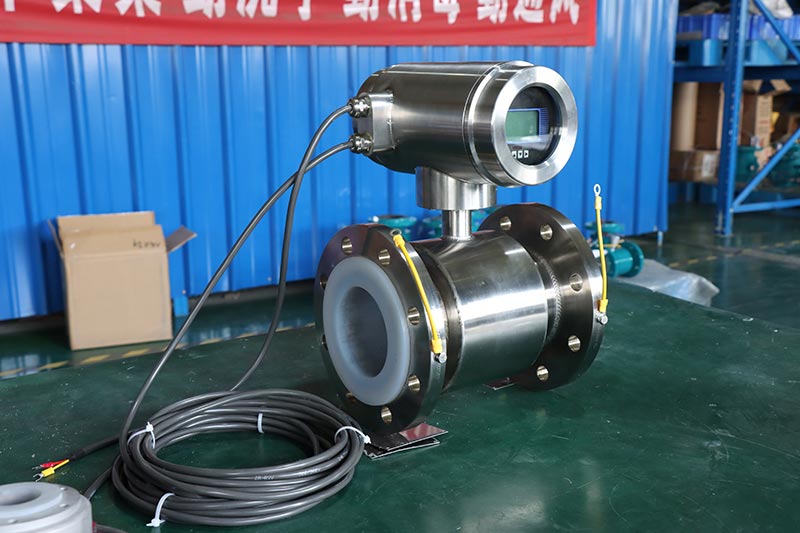 SS304 Flow Tube PTFE Liner 4″ mag flow meter for waste water