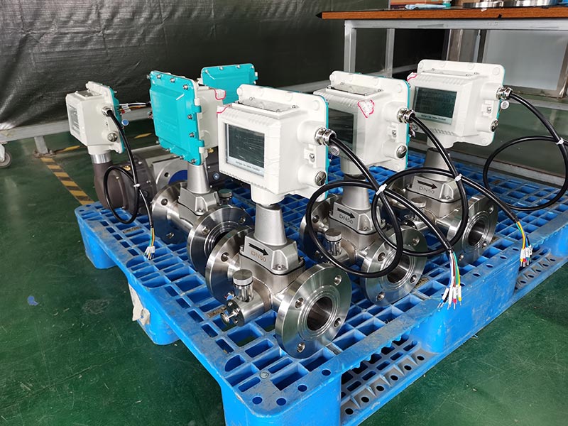 digital 420ma liquid turbine flow meter beer milk flowmeterQ&T