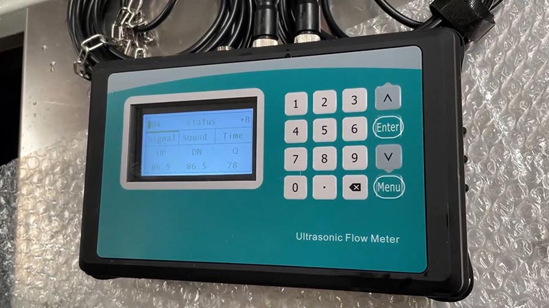 CE approval high accuracy 1.0% transit time portable ultrasonic flow meter