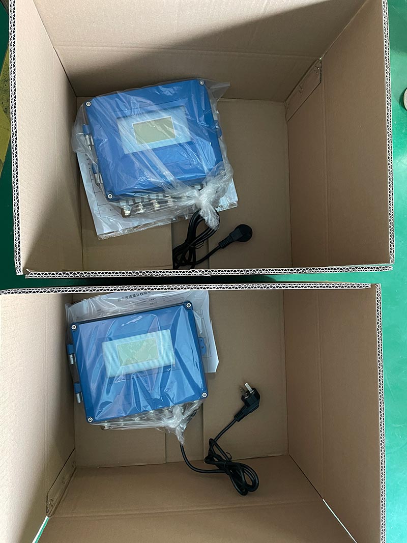 Digital Wall Mounted Clamp on Ultrasonic Flowmeter Flow MeterQ&T Instrument Co.,Ltd