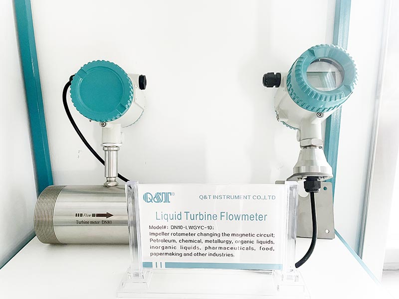High accuracy Turbine Flowmeter Stainless Steel Liquid Flow Meter 4~20mA output with LCD Display Flange Connection