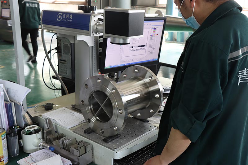 Industrial 4-20mA Pulse Diesel Fuel Oil Flow Meters Turbine Flowmeter