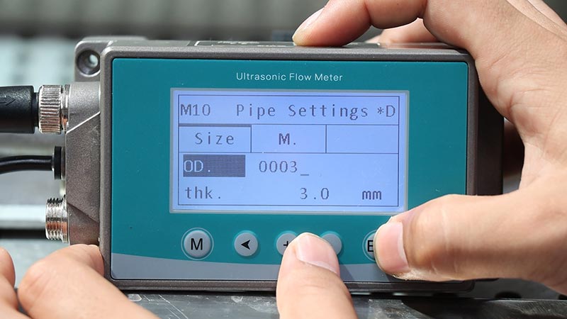 Non invasive clamp on flow measurement ultrasonic clamp on flow meter