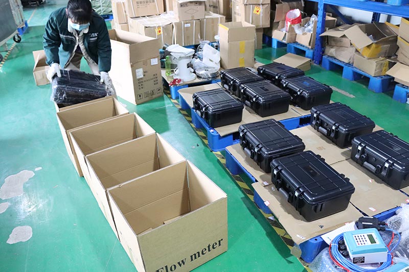 Portable Water Flowmeter Ultrasonic Flow Meter Handheld