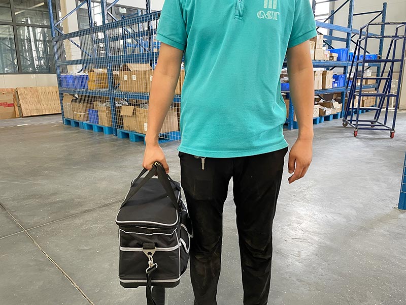 Price portable ultrasonic water flowmeter