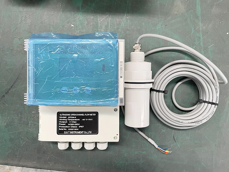 Q&T Triangular Weir Solar Power Open Channel Ultrasonic Flow Meter