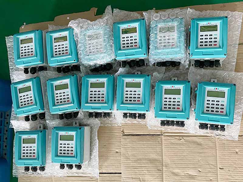 Ultrasonic Flow meter flow meter handheld clamp on