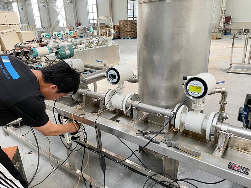 empty pipe detection electromagnetic flow meter