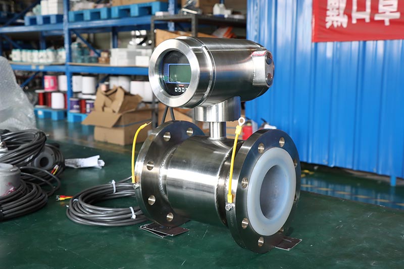 Electromagnetic Flow Meter Pulse Output magnetic flow sensor