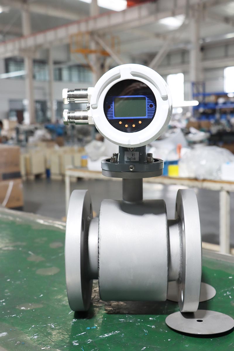 High Accuracy Digital 4-20mA Output RS485 Electromagnetic Flow Meter with LED Display Used for Sewage