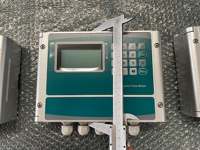 QT502 single channel wall mounted ultrasonic flow meter
